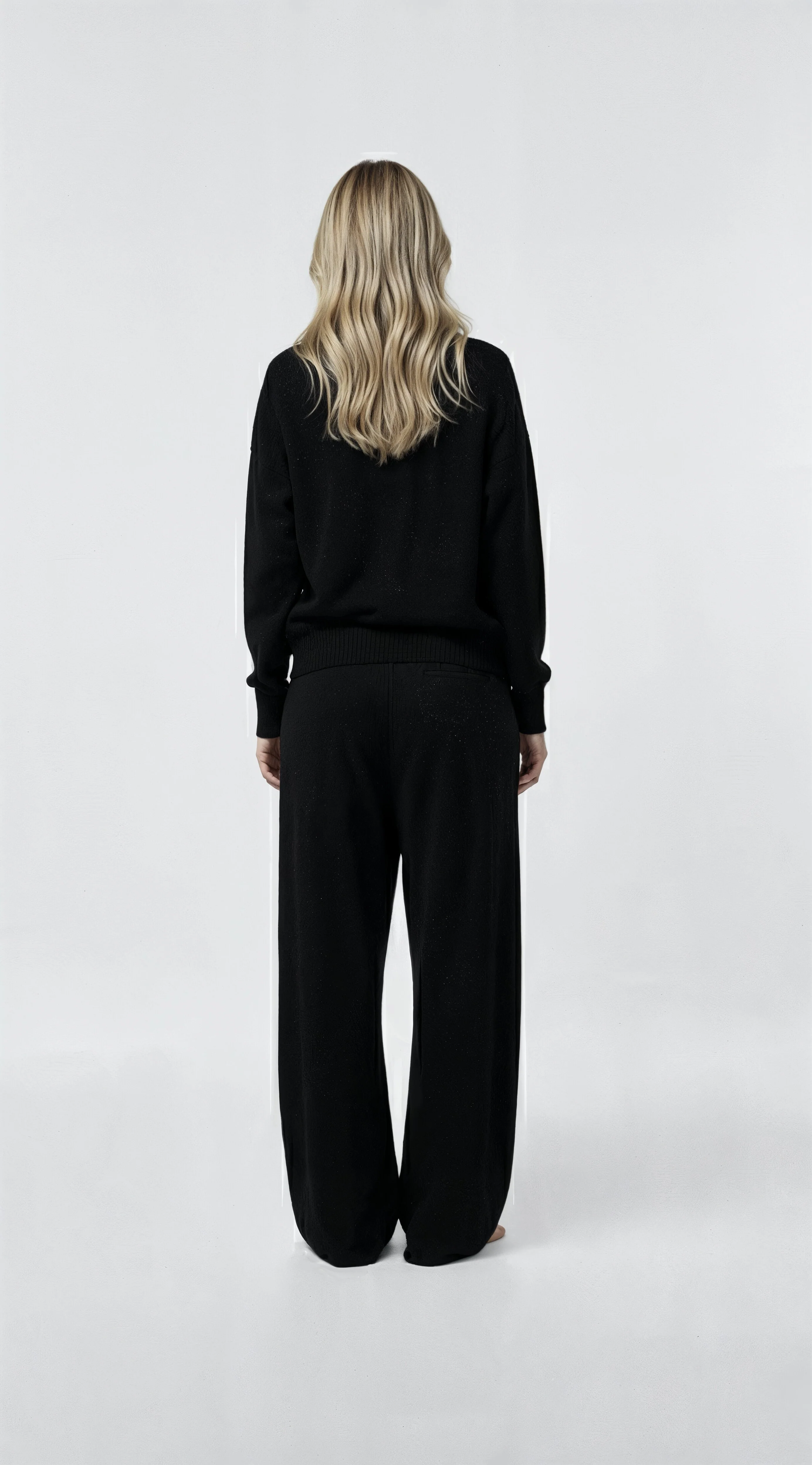 Kovered’s Lounge Set - Image 4